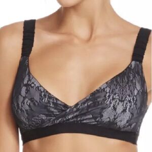 Fabletics Women's Black Gray Lace Overlay Crossed V  Front Sports Bra L Gym Yoga